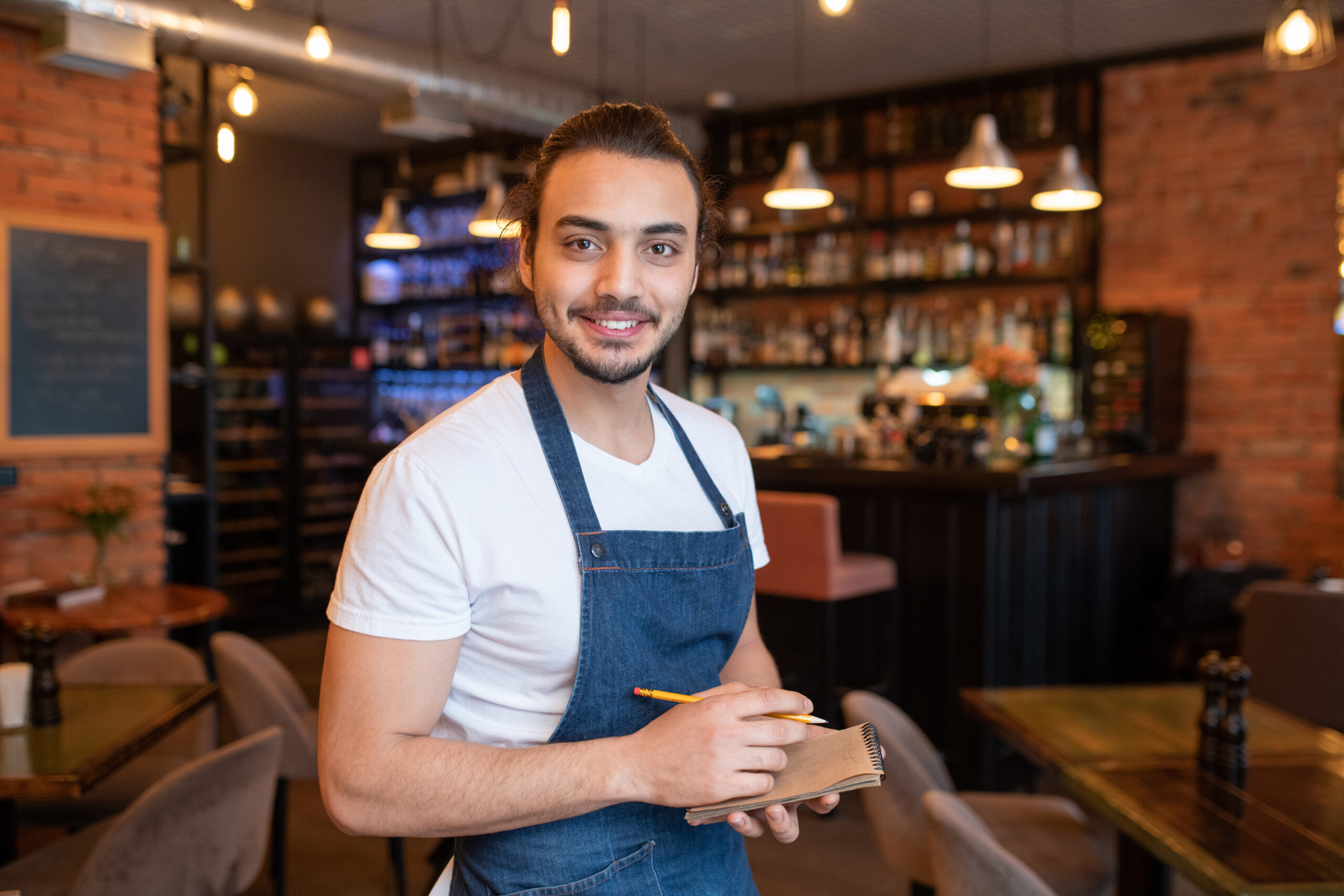 consigli su t-shirt per ristoranti e bar il cameriere